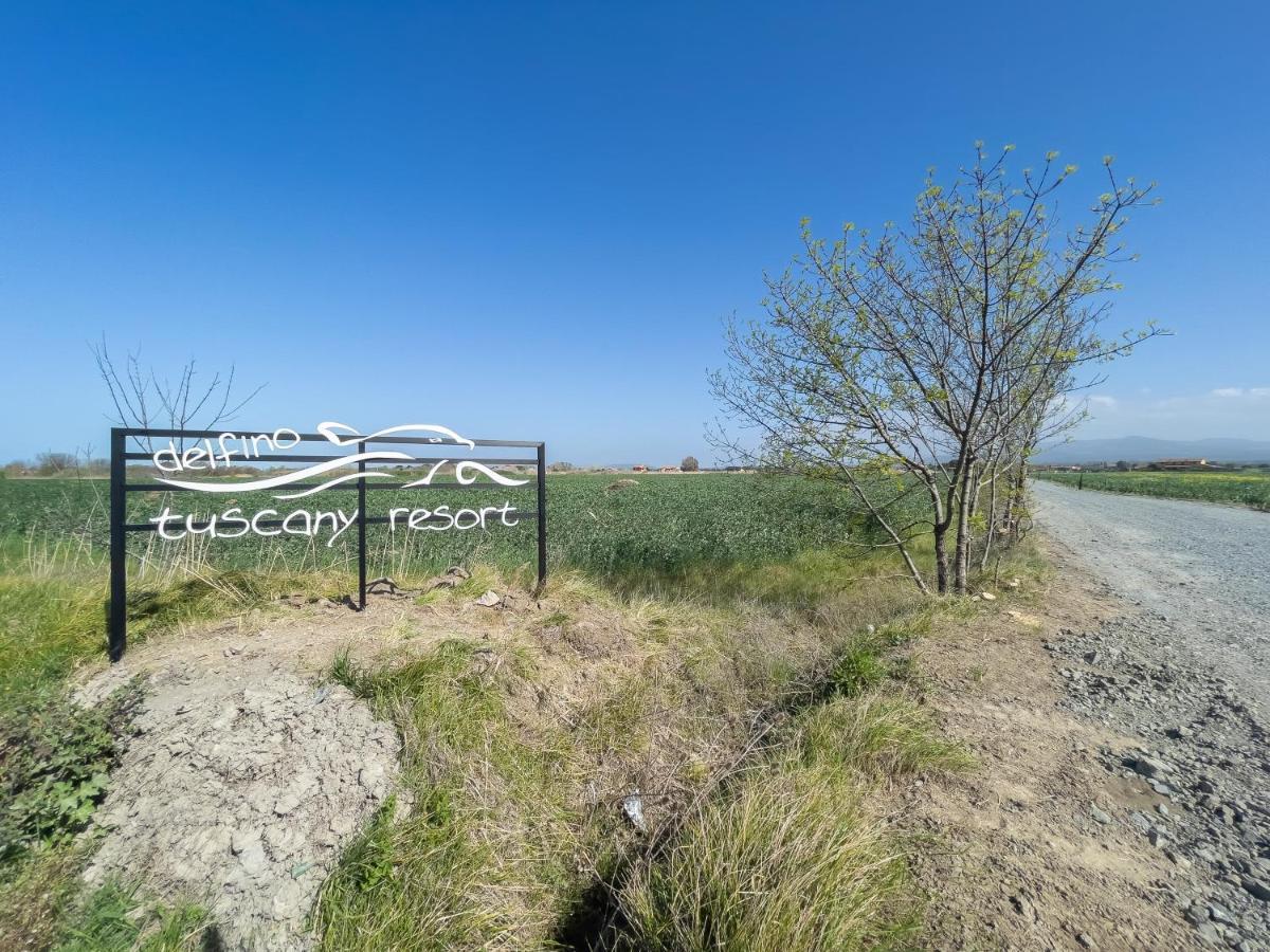Delfino Tuscany Resort มารินา ดิ เชชินา ภายนอก รูปภาพ
