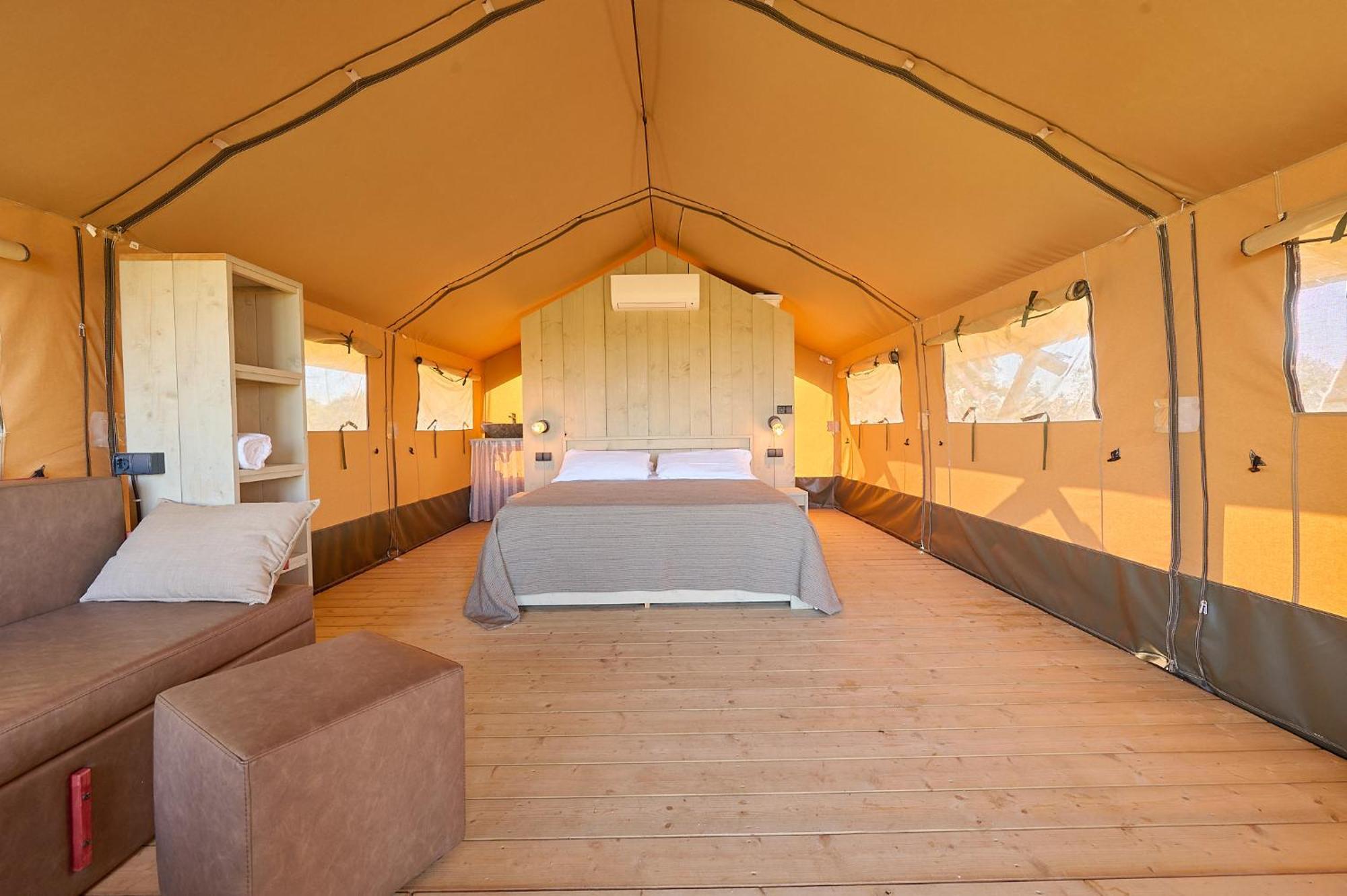 Delfino Tuscany Resort มารินา ดิ เชชินา ภายนอก รูปภาพ